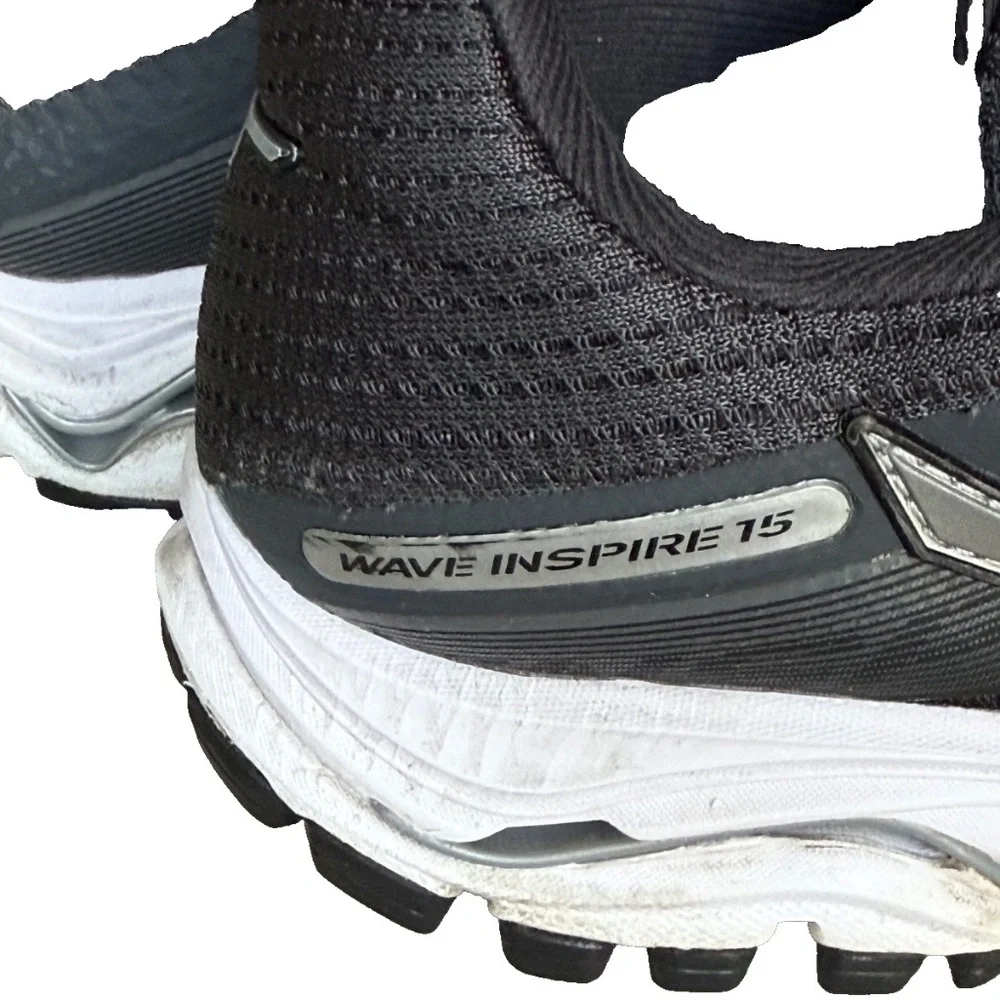 Mizuno Women's Wave‎ Inspire 15 Black Athletic Running Sneakers Shoes Size 7.5
